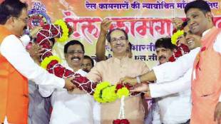 ubt shiv sena chief uddhav thackeray criticized rebels