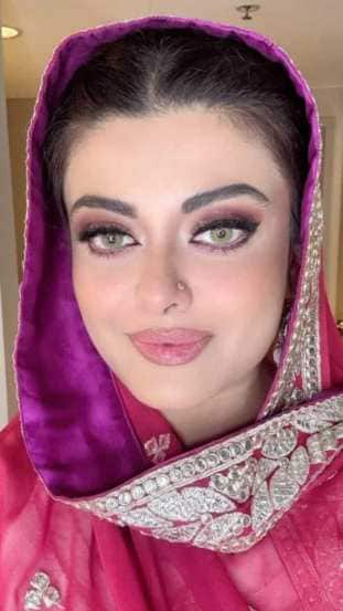 Aishwarya rai duplicate women from pakistan