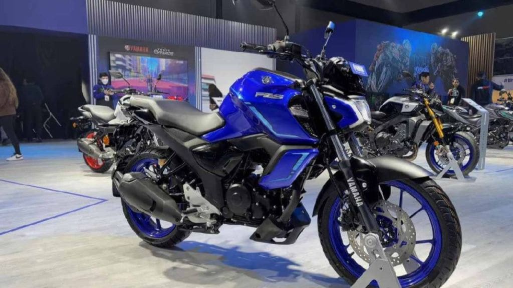 Yamaha FZ-S FI Hybrid Launched