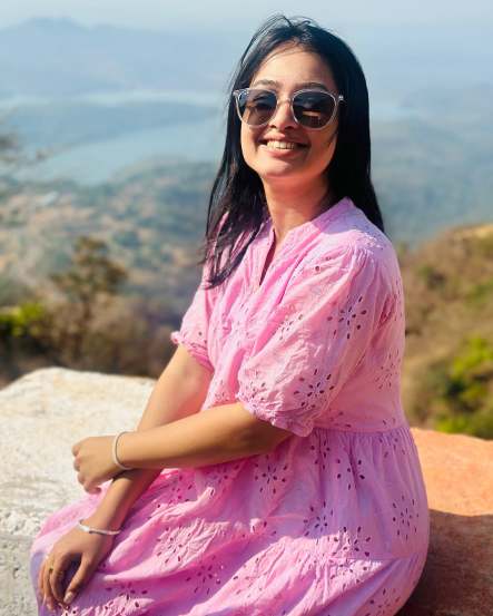 Girija Prabhu Purple Saree Look