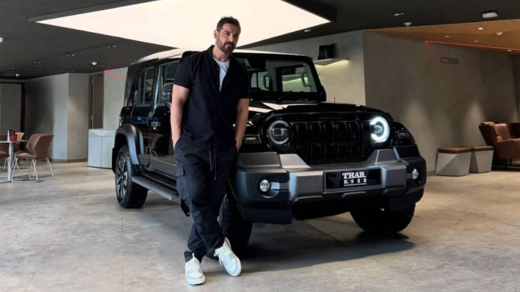 John Abraham Buy Mahindra Thar Roxx In Mumbai Showroom