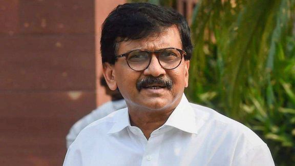 Sanjay Raut slam BJP Over sudhanshu Trivedi statement on Chhatrapati shivaji maharaj