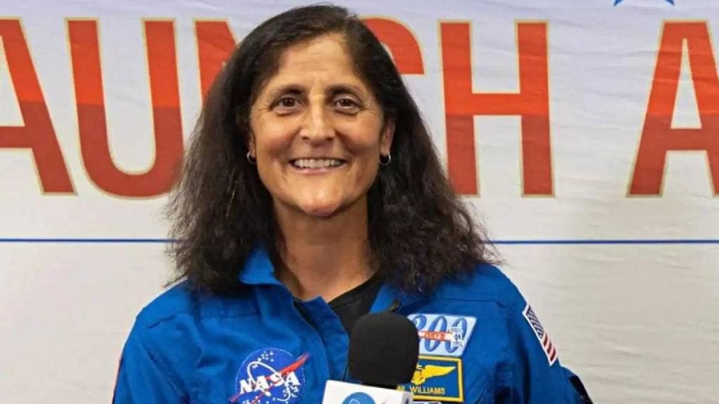 NASA Astronaut Sunita Williams Monthly Salary in Marathi