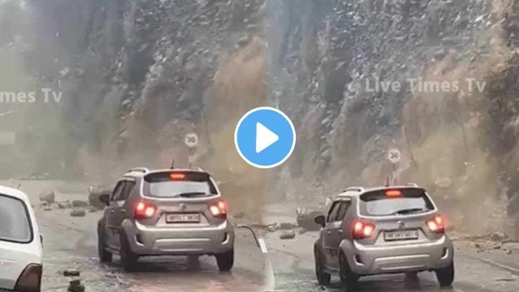 Himachal News Heavy Rain Kullu Manali landslide strikes right in front of moving car in kullu himachal pradesh video