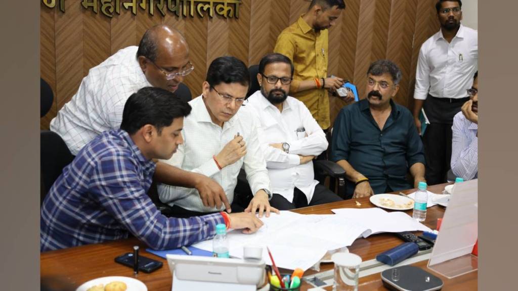 shrikant shinde and jitendra awhad meeting on thane city and kalwa mumbrya projects is widely discussed