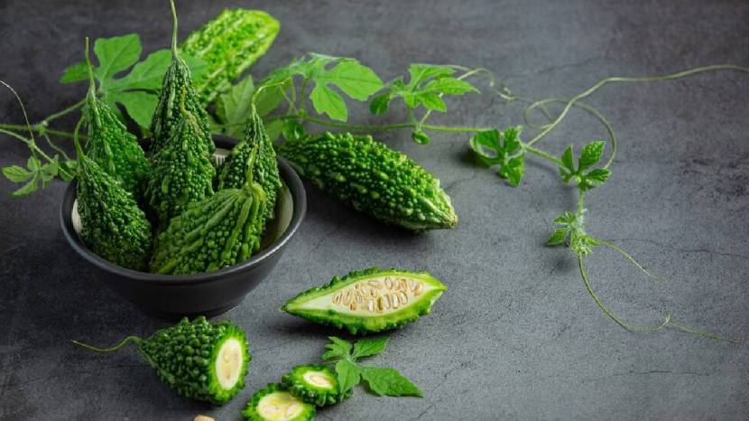 karela leaves health benefits