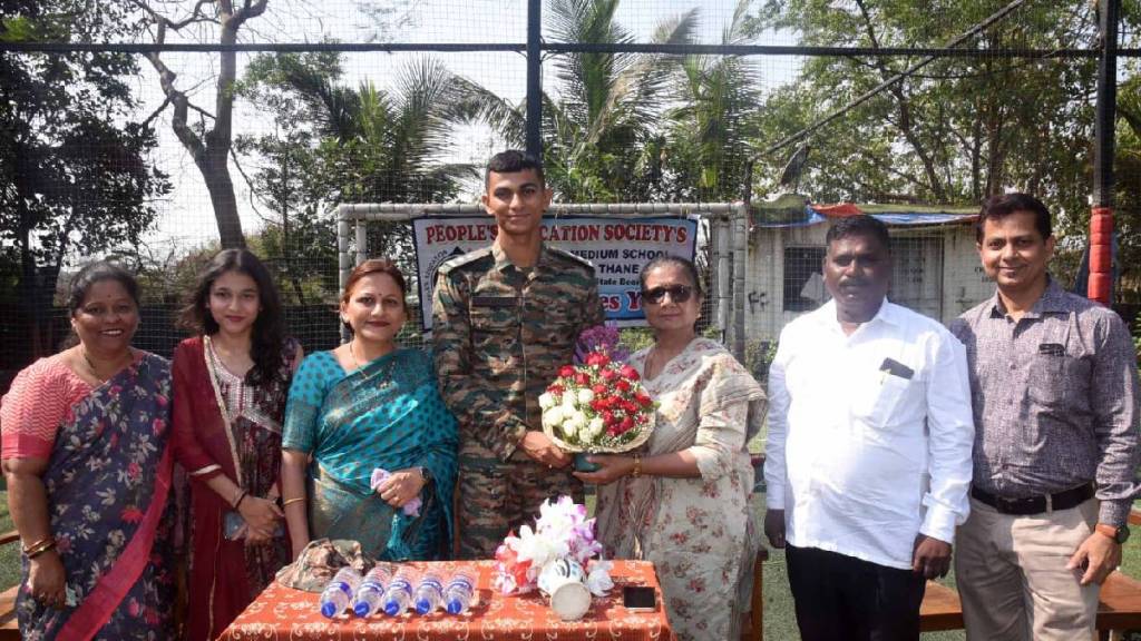 aryan devlekar 22 cleared psc exam in his first attempt and became lieutenant