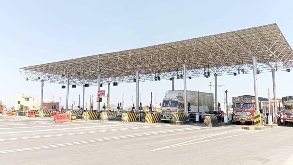 new toll plaza equipped with cutting edge technology inaugurated in tasvade on pune bangalore highway