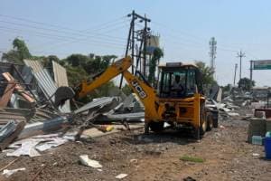 pmrda demolished 2000 unauthorized constructions and encroachments on highways in nine days