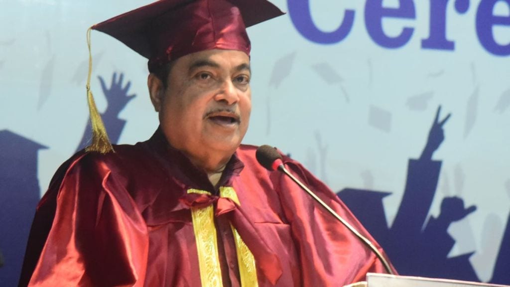 Youth in Muslim community are in greatest need of education says nitin gadkari