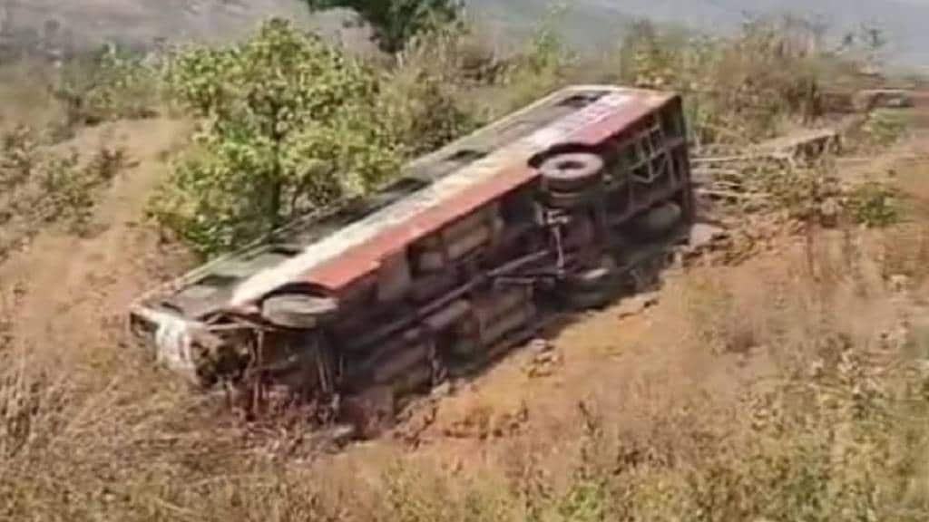 Raigad district ST bus accident valley Varandha Ghat passengers injured Bhor-Mahad route