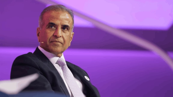 Success story of airtel chairman sunil mittal who turned company into 4th most valued company of india