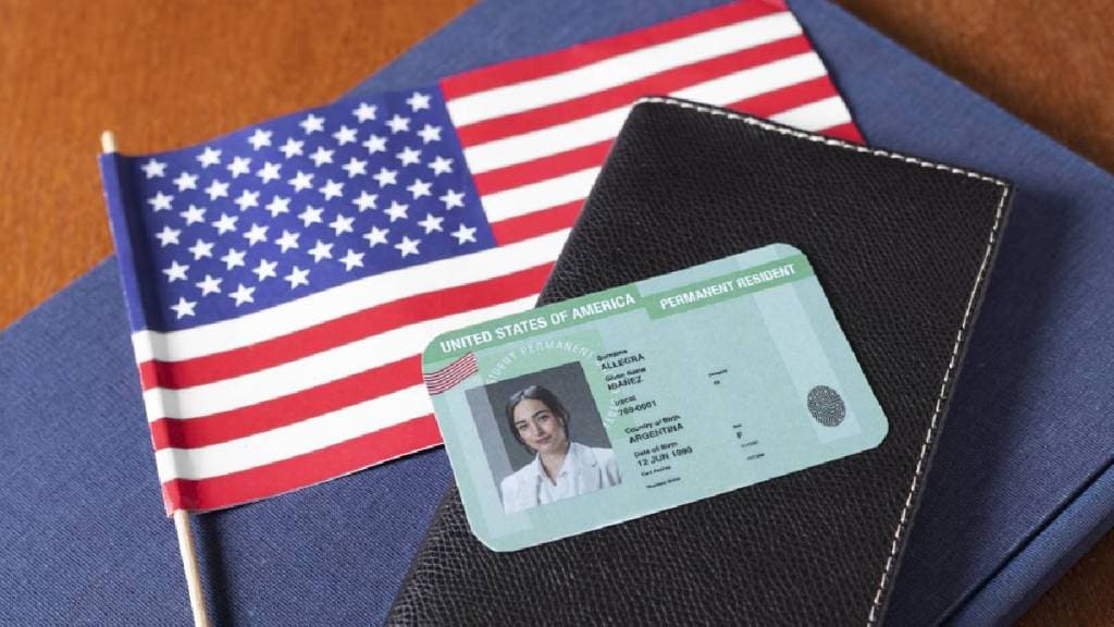 What is a green card freepik