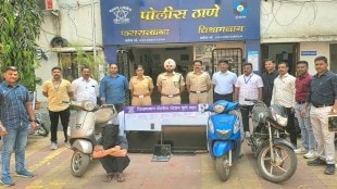 thief , Shaniwar Peth, Two-wheeler thief, burglary ,