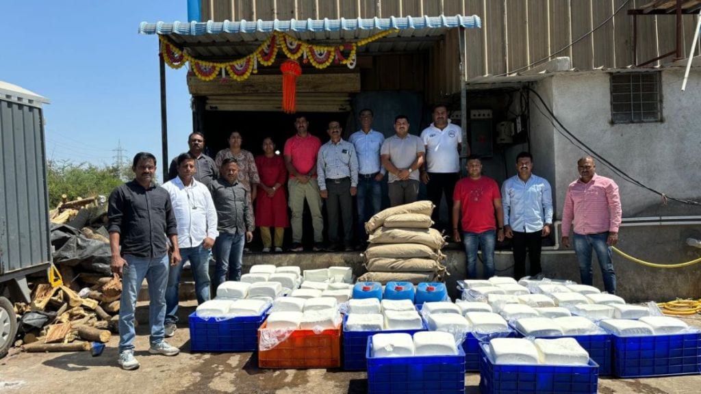 Sale of adulterated paneer 1400 kg of paneer seized