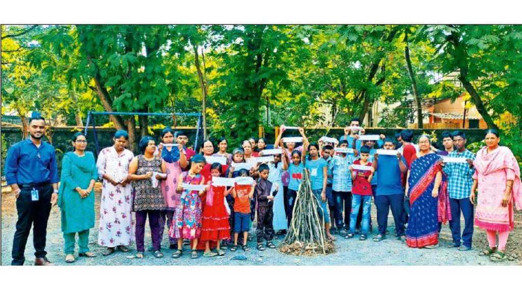 Innovative Holi celebration in sanjeevan deep school for deaf children