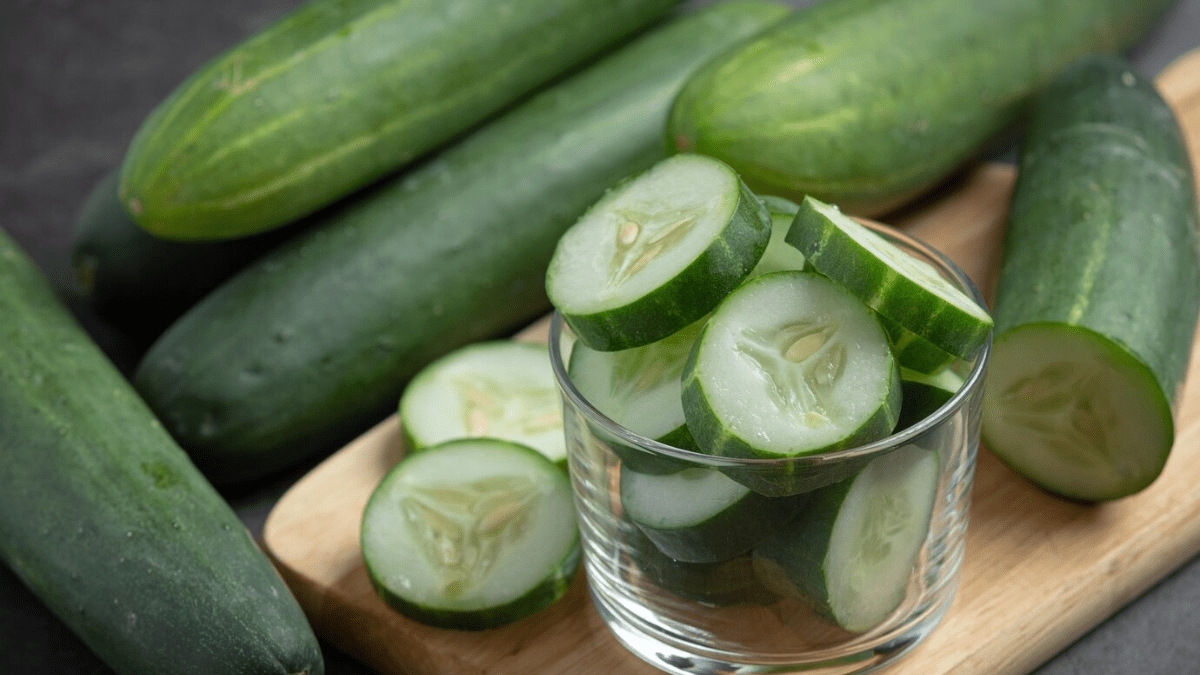 benefits of consuming cucumber in summer