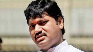 former BJP minister sudhir mungantiwar statement resignation minister dhananjay munde