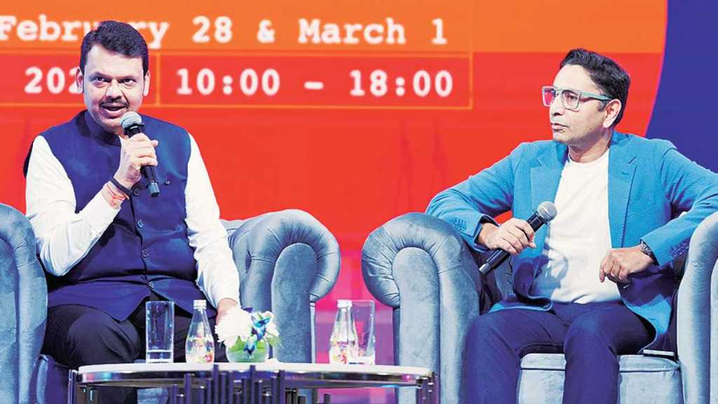 chief minister devendra fadnavis stand on fintech and ai