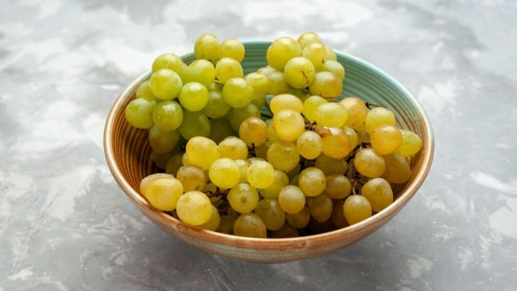 Grapes | Fruits | Fruit Dishes | Summer Fruit Dishes | Best Fruits for Summer | Summer Diet tips