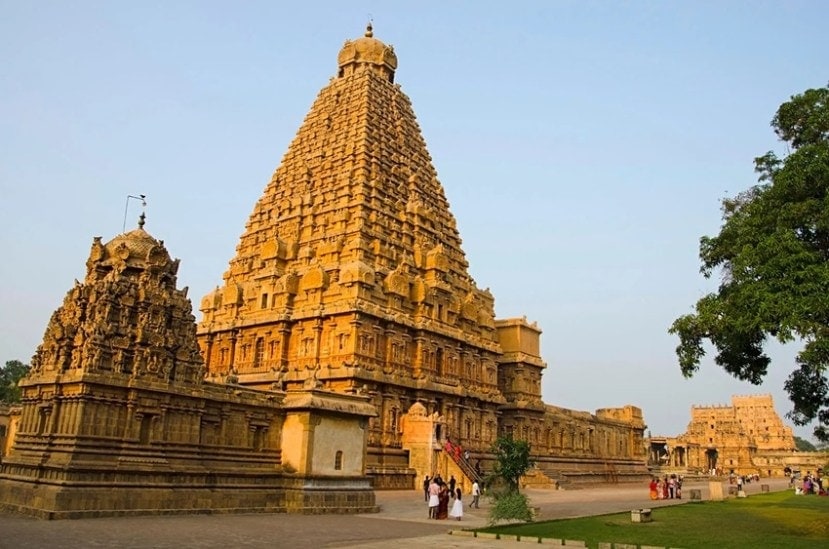 Brihadeeswarar Temple (Thanjavur)