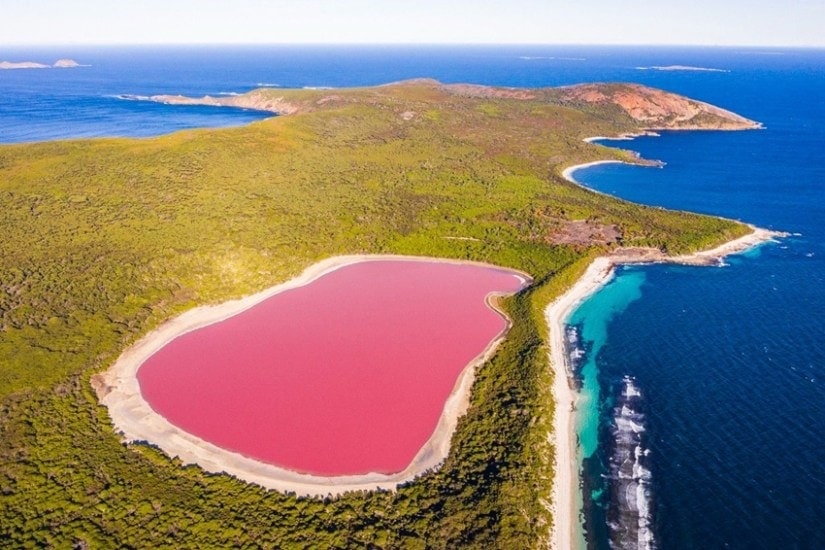 Lake Hillier 1