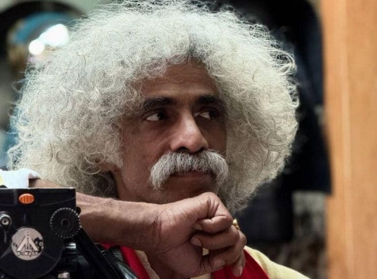 Makarand Deshpande Best Films