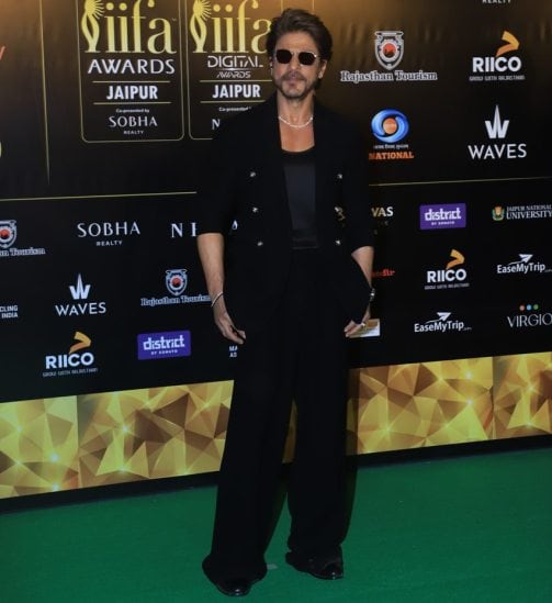 Shahrukh Khan All Black Outfit