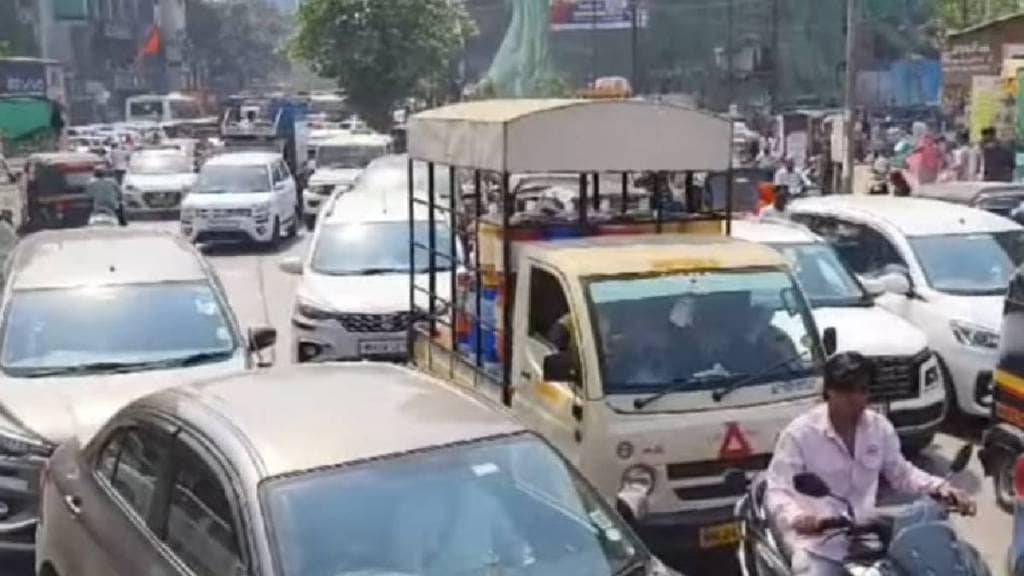 traffic jam Kalyan city saturday morning examination students suffer