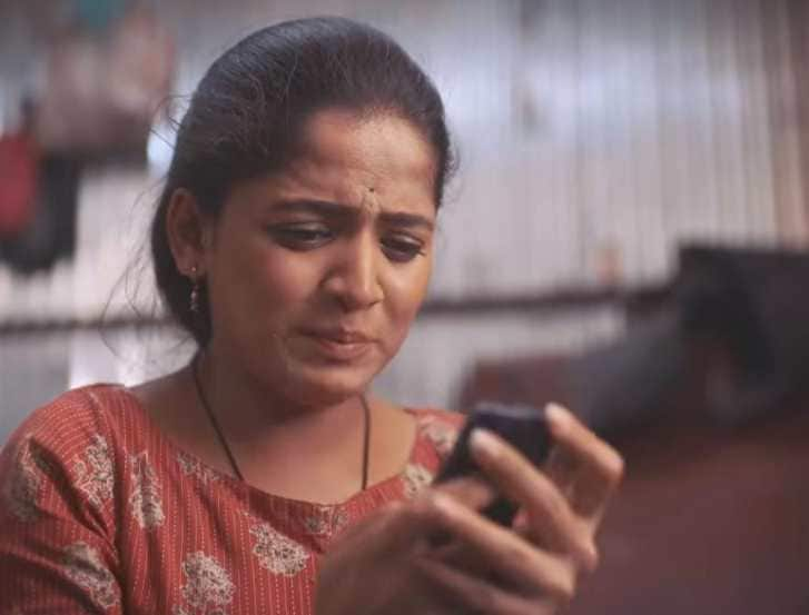 zee marathi paaru serial updates villain character anushka exit