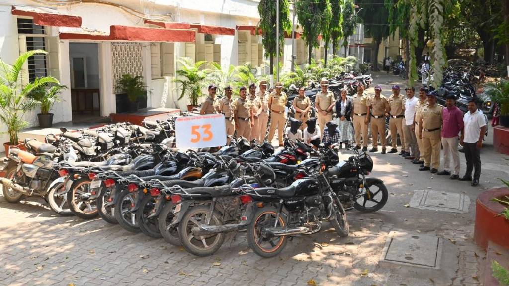 pimpri police arrested robbers stealing 53 two wheeler worth Rs 26 lakh 35 crimes cases revealed