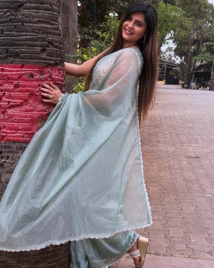 marathi actress veena jagtap saree look