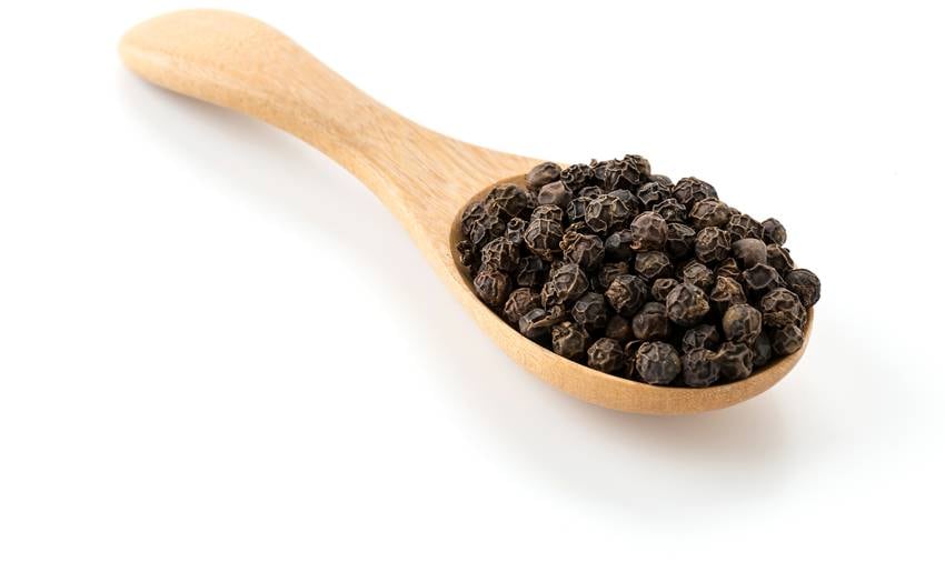 Eat 10 black peppers daily benefits